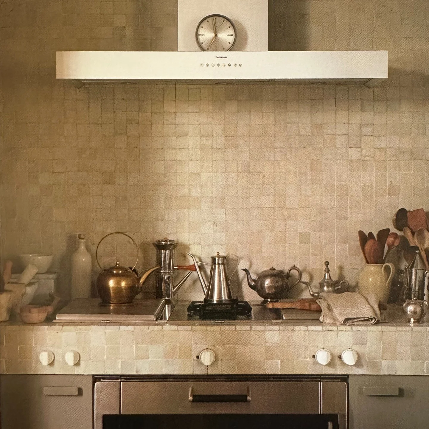 The kitchen in Ilse Crawford's apartment on Great Guildford St, London in 2003. For her book, A Frame for Life @studioilse_ @rizzolibooks