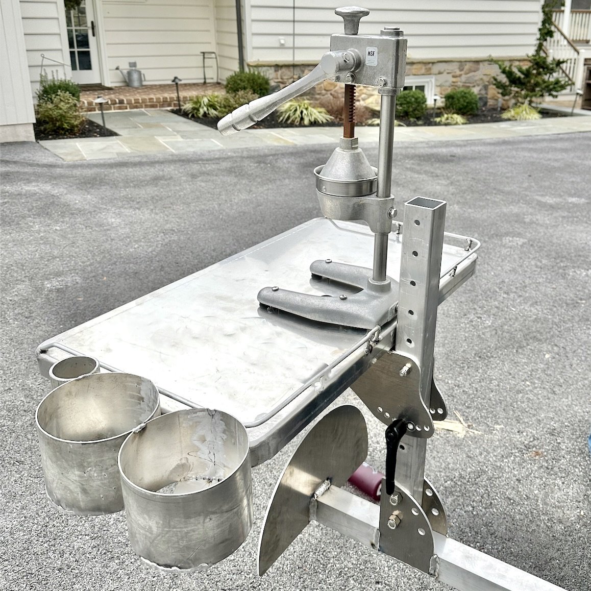 Crusher Hitch Juicer Rear View.jpeg