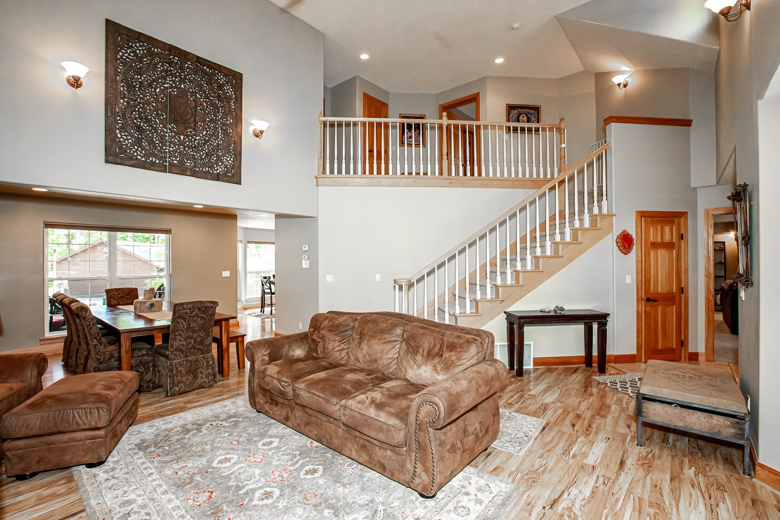 11 lodge - great room and dining space.JPG