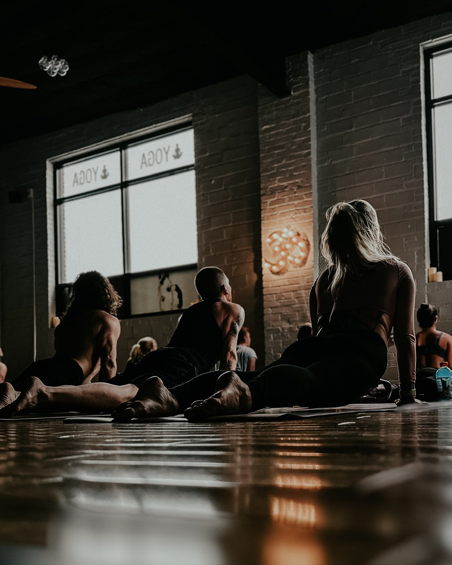 Cold, grey days call for cozy movement &amp; deep rest. 🌧️✨
&bull;
Join us this afternoon:

4:15PM Power Flow with Christina
5:30PM Yoga Nidra with Carole

Come move, unwind, and melt into the calm. 🧘&zwj;♀️🕯️ 
&bull;
#StudioVibes #harmonystudios 