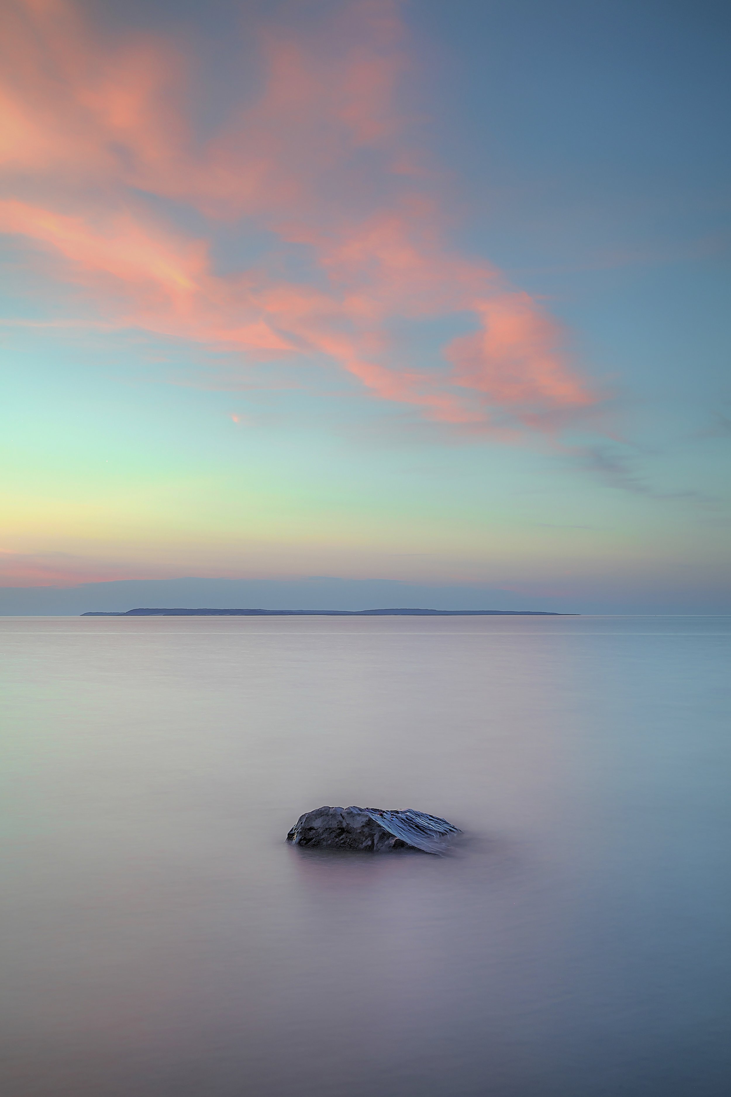 #092 N Manitou Island & Bolder-b1-20220513-r.jpg