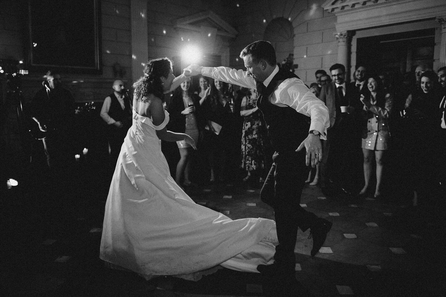 Rebecca and Jacks first dance 💃🏻🕺🏼

Location: @davenporthouse