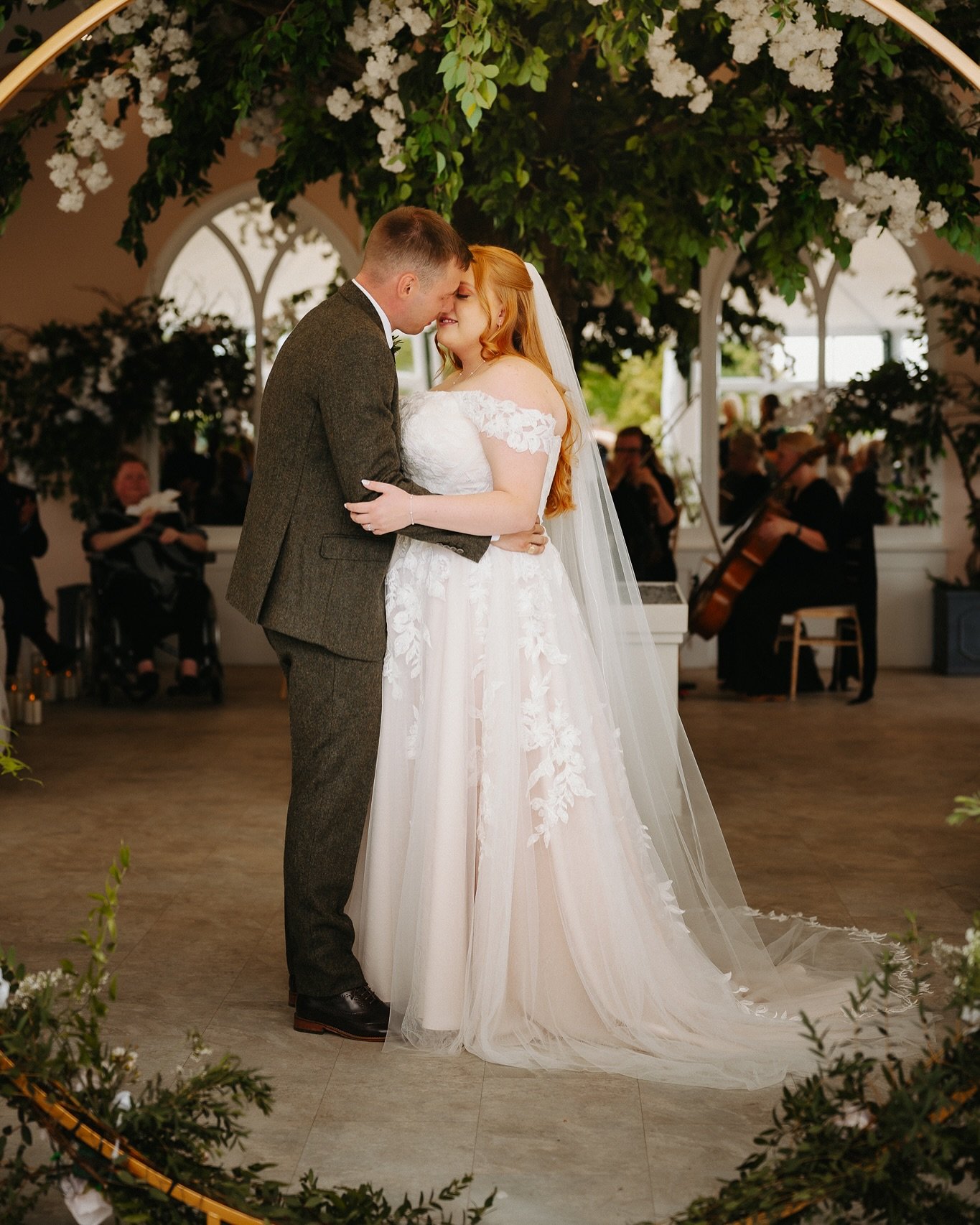 Loren and Matthew 💥
Yesterday’s wedding at Combermere Abbey was absolutely beautiful.
Loren and Matthew’s day was full of love, joy and so many thoughtful touches. It was clear how much heart Loren had poured into every little detail a