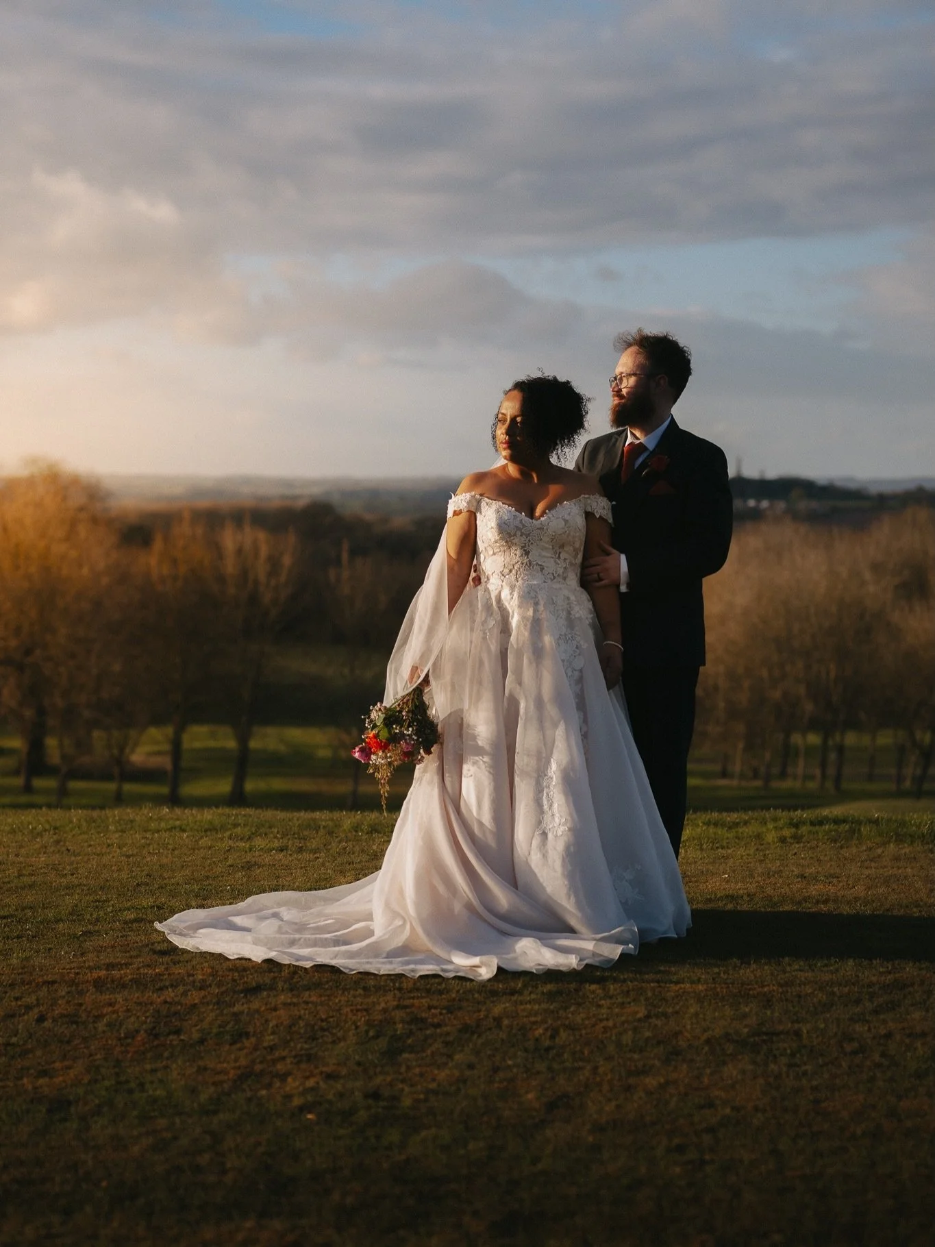 Welcome to Tash&rsquo;s wedding&hellip; featuring Loy ✨
Yes, that really happened 😂 and honestly, it set the tone for the whole day.

From start to finish, this wedding was full of personality, laughter and so many thoughtful Disney details woven in