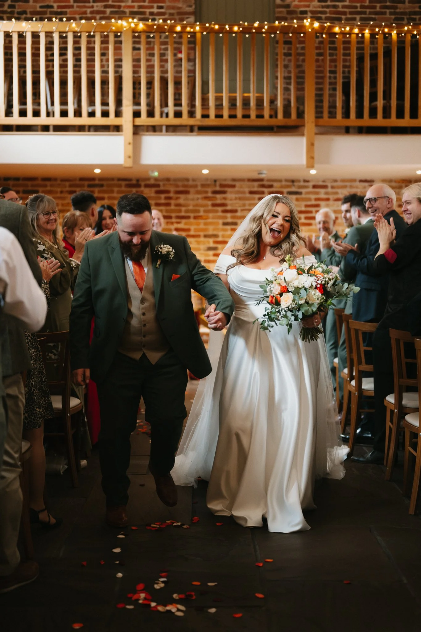 The-Ashes-Barns-Wedding-Photography-by-Staffordshire-Wedding-Photographer-Jamie-Ricketts-Photography_050.JPG