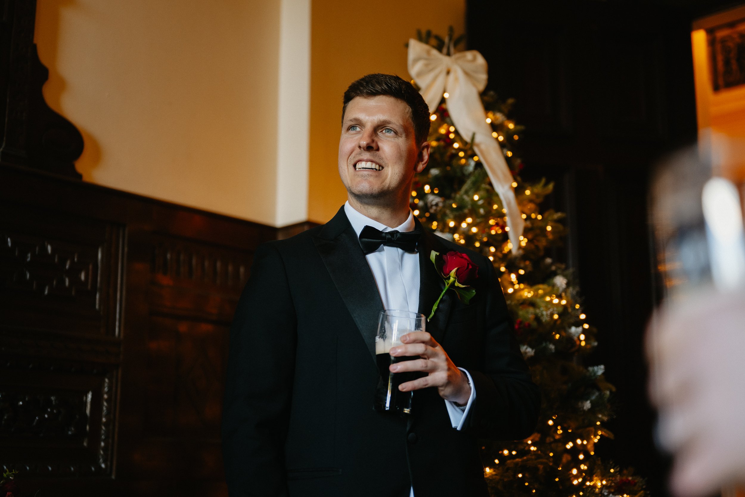 Guests arriving at Netley Hall, ready for the ceremony