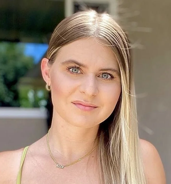 Ep.119/ It Wasn’t The Avoidant: Healing The Parts That Made You Lose Yourself with Alix Blevens (Client Stories)