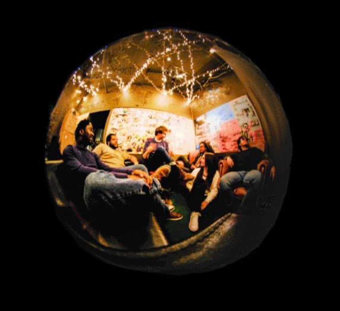 LIVE MUSIC WITH THE BREAKS 