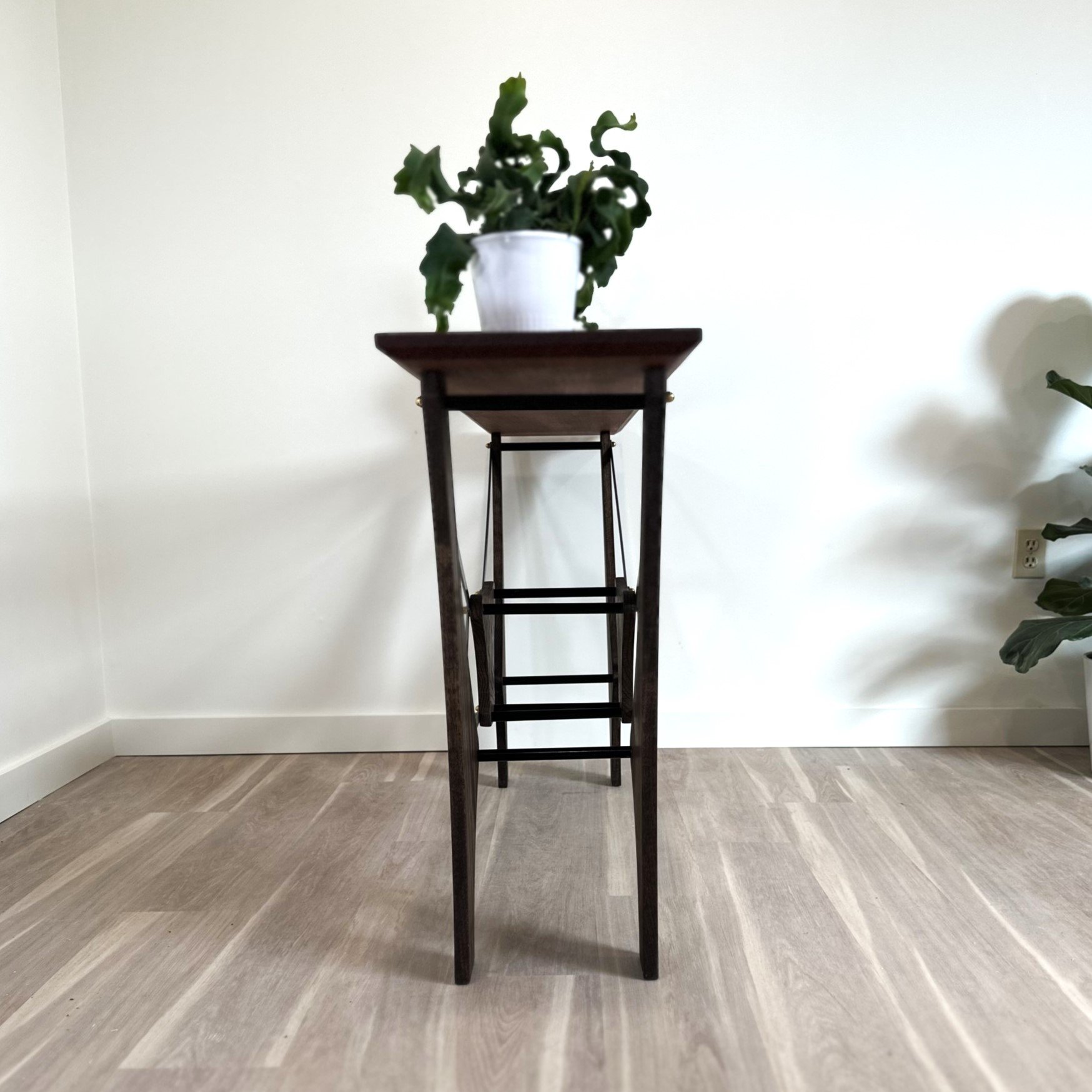 credenza6.jpg