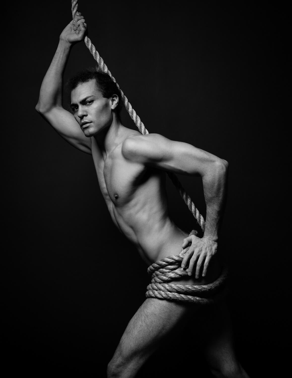 EvaMueller-RaphaelS_7079-body-portrait.jpg