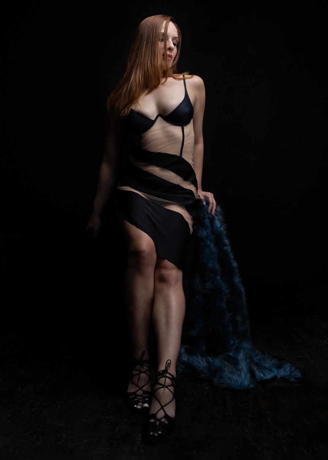 EvaMueller-NinaN_7349-body-portrait.jpg