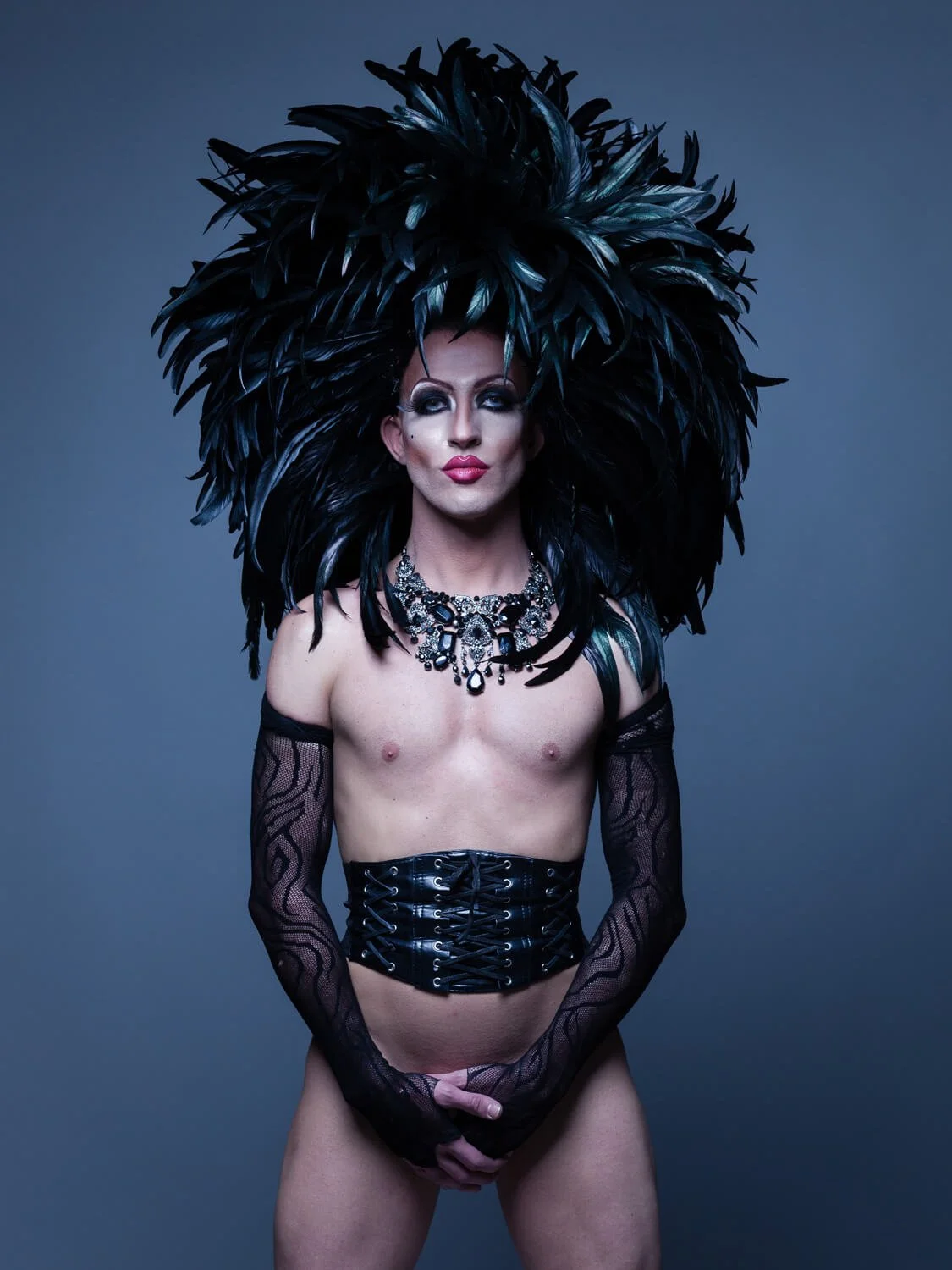 EvaMueller-TitaniaS_2051-artist-portrait.jpg