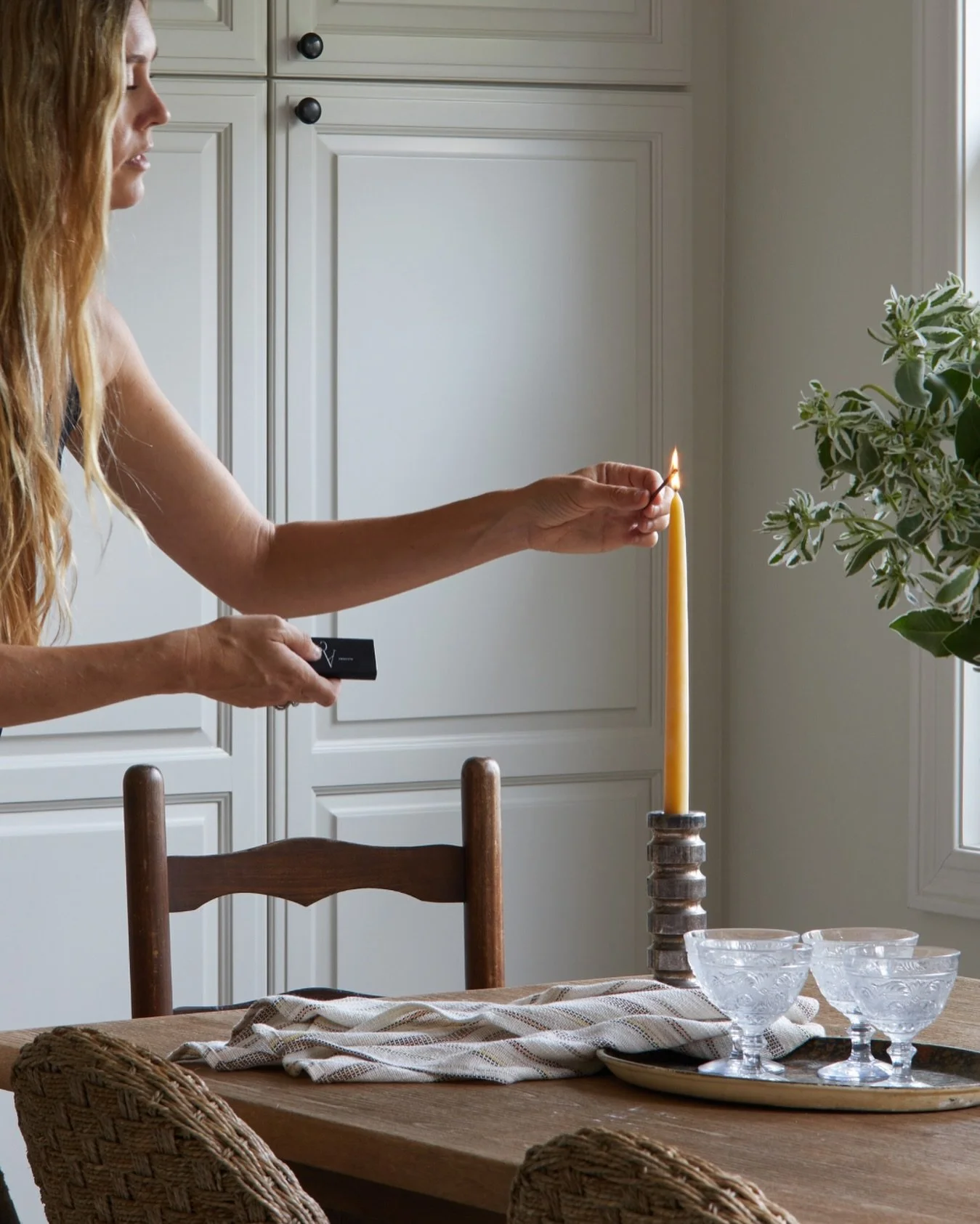 Design here isn&rsquo;t just about sourcing, the perfect throw or curating a vignette. We oversee full-scale renovations, remodels, and custom builds with a contractor&rsquo;s eye and a creative soul. 

From structural decisions to styling the final 
