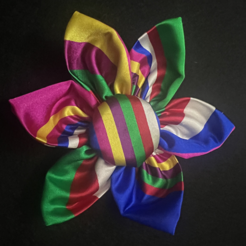 Cultural_Fabrics_Saekdong_stripe_thick_equal_flower.png