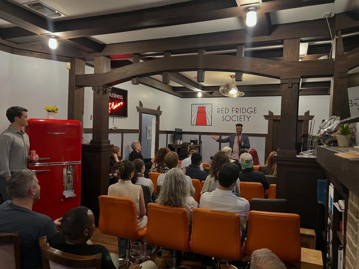 Don&rsquo;t be fooled by their day jobs&hellip; These founders knew how to take the stage.🎤 

Our innagural Founders Stand Up Night was more than funny. Stay tuned for the next one here at the Fridge. Coming soon!