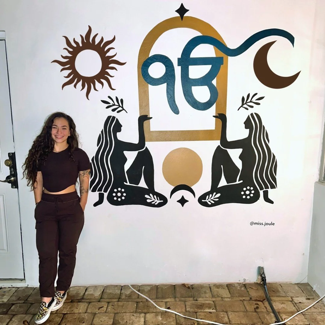 Leaving any place better than how I found it truly sparks my soul on fire. It makes me feel alive and focused - just one with the natural order of life, que divino :)

Swipe for a little trip down the memory lane for this mural I had the pleasure to 