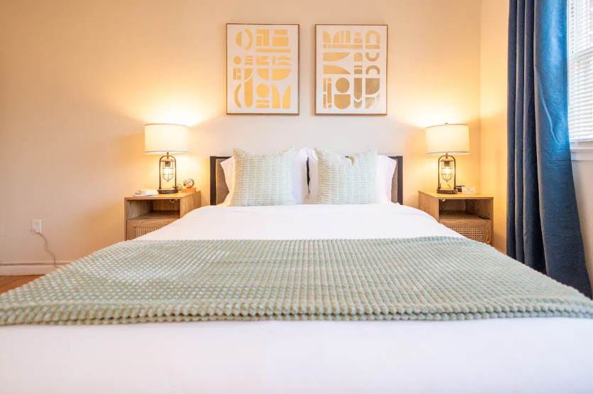 Belleville - 2 Guests, 1 Bedroom, 1 Bathroom