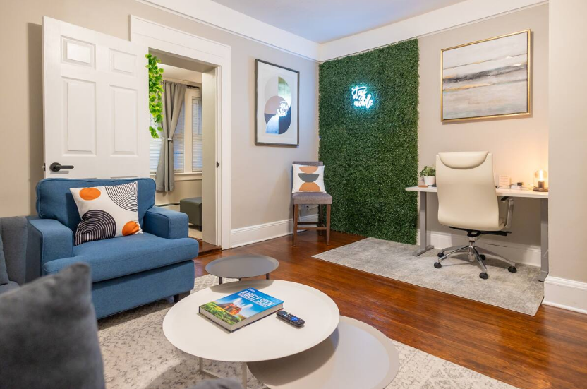 Bloomfield - 2 Guests, 1 Bedroom, 1 Bathroom
