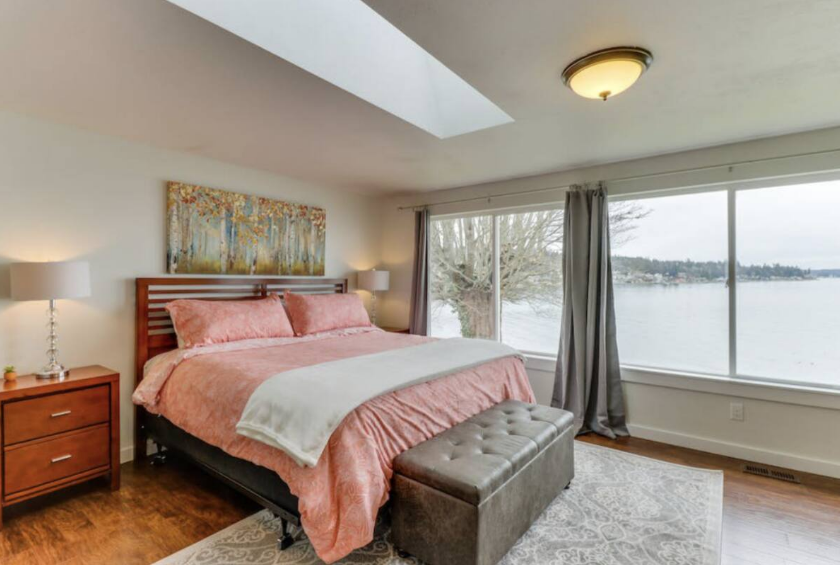 Port Orchard - 5 Guests, 4 Bedroom, 3 Bathroom