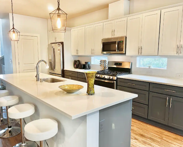 Maple Valley - 10 Guests, 5 Bedroom, 3 Bathroom