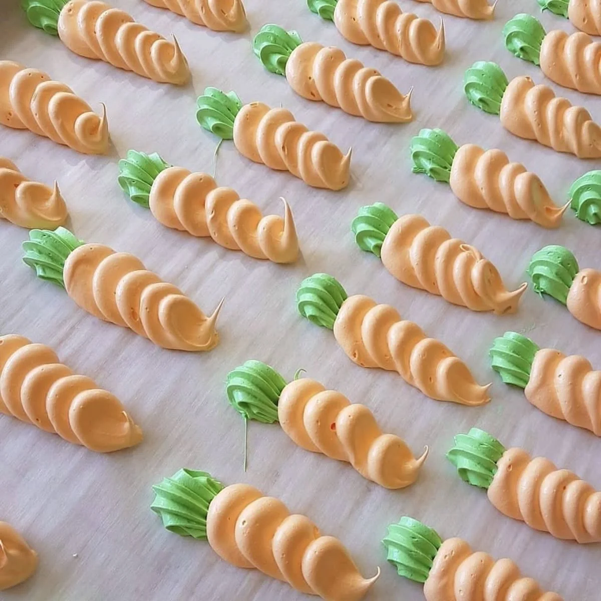 Carrot mini meringues