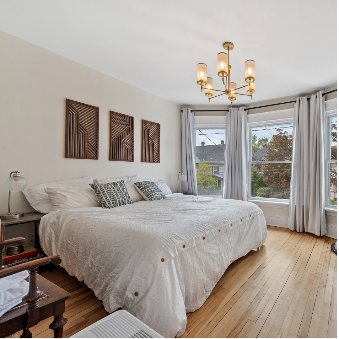 FOR SALE 333 Cameron (1).png