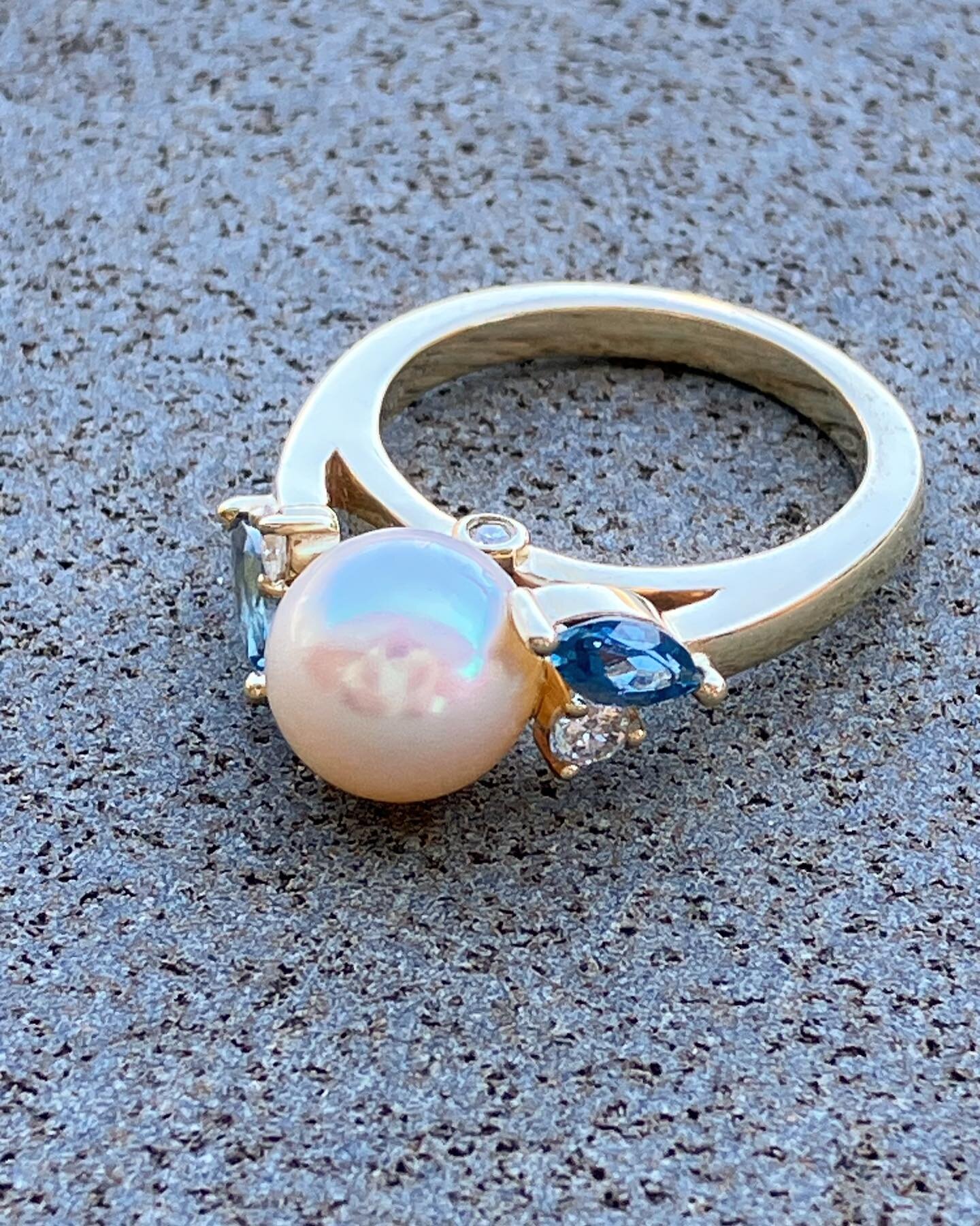 Pearlesque Wonder 🤍 

Love the subtle and elegant details of this beautiful piece and what a beauty to be adorning it @slovakturtle X 

#pearlring #cocktailring #cocktailhour #jewellerydesigner #beautyfromeveryangle #melbournejewellery #ringlover #u