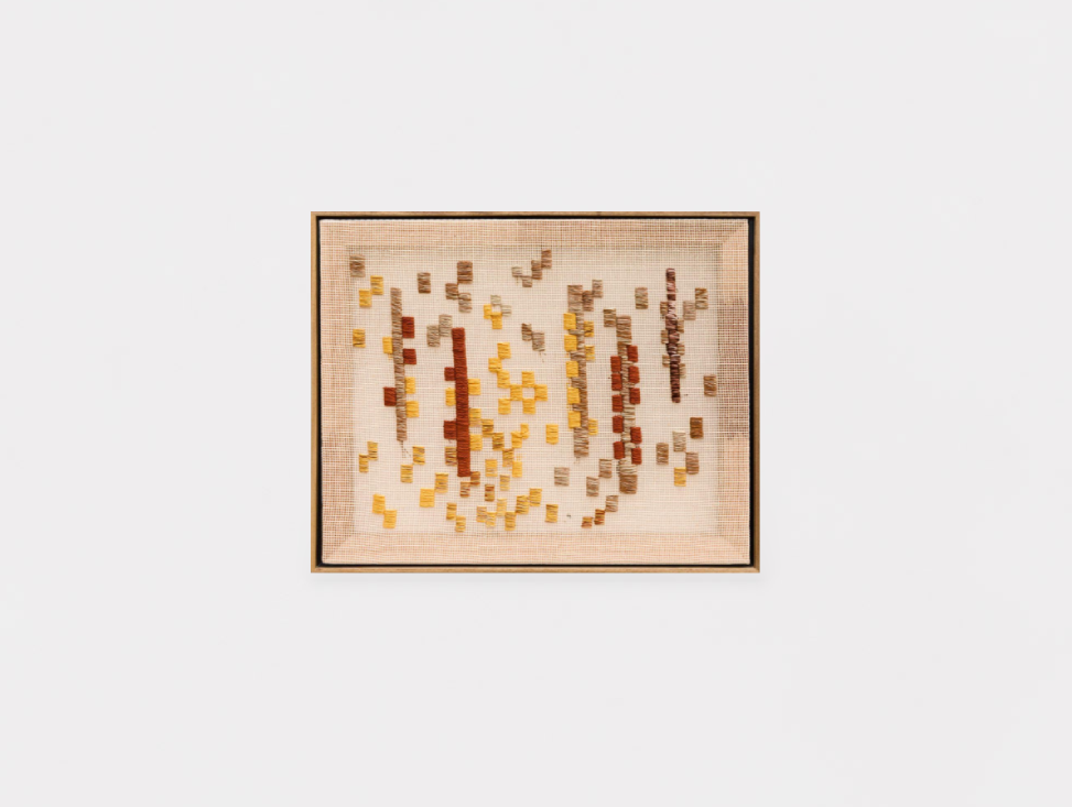 s.t, 2024 | Bordado sobre talagarça | 40 x 50 cm