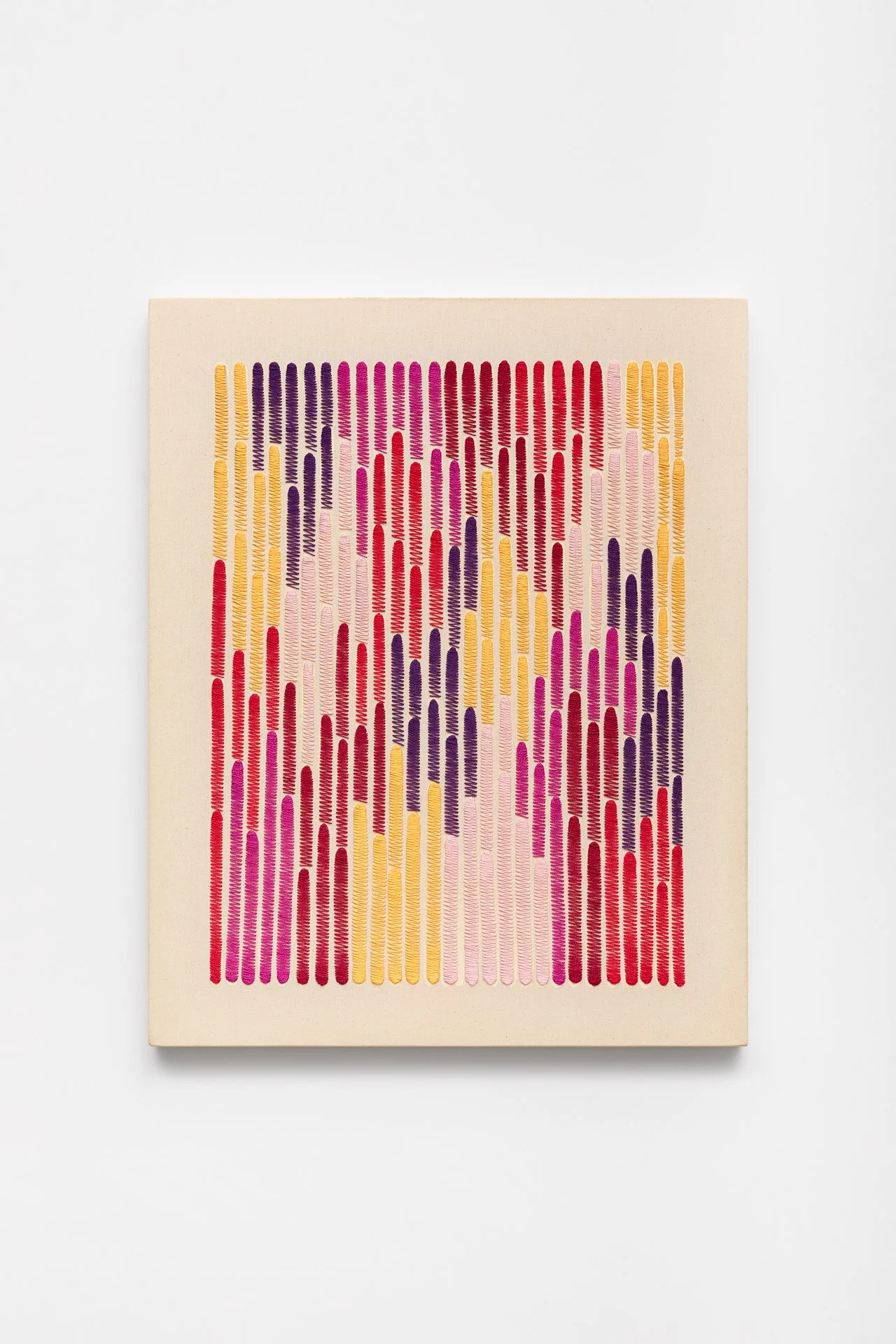 s.t, 2025 | Bordado sobre linho | 50 x 40 cm