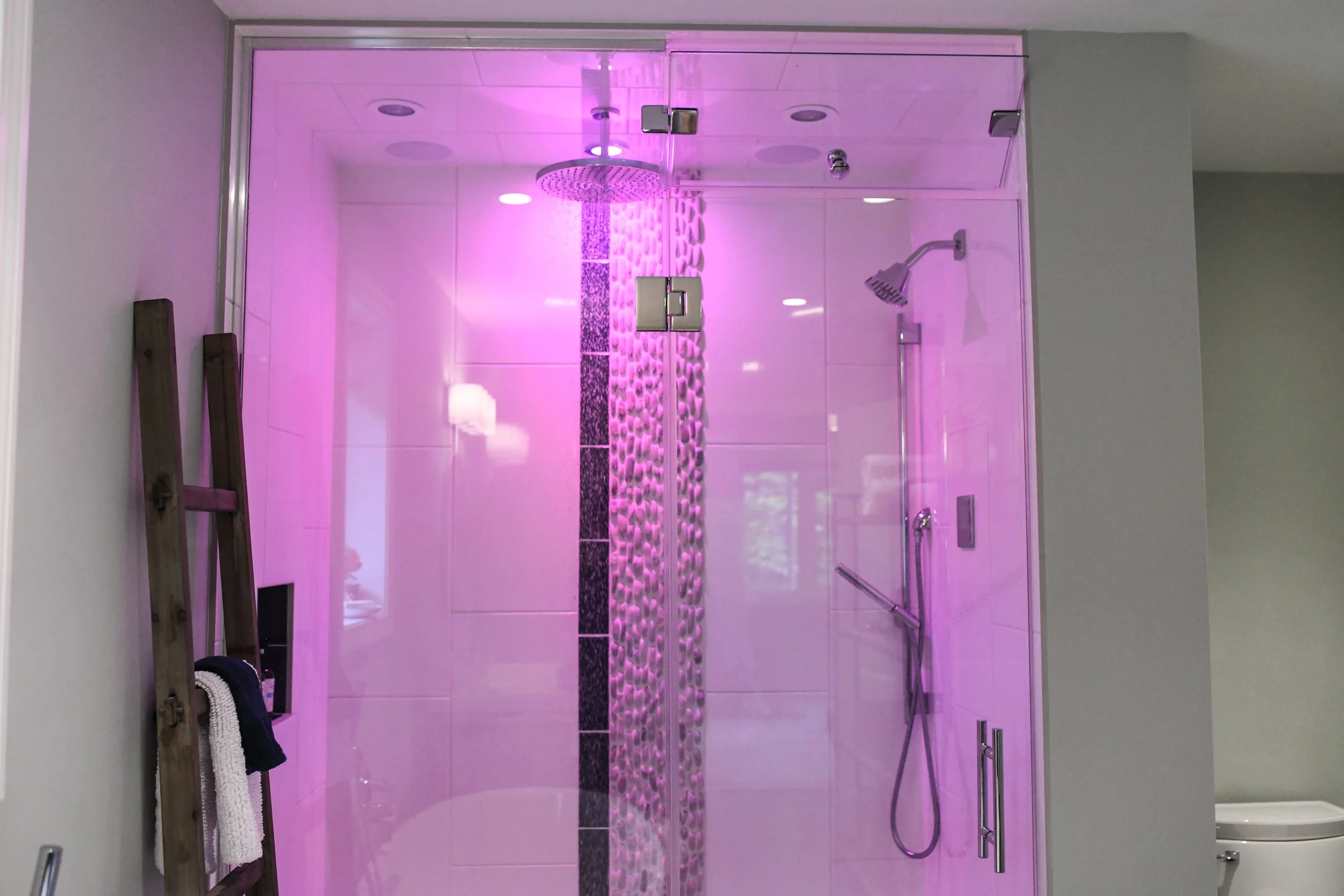 Strong Mechanical Plumbing Steam Shower