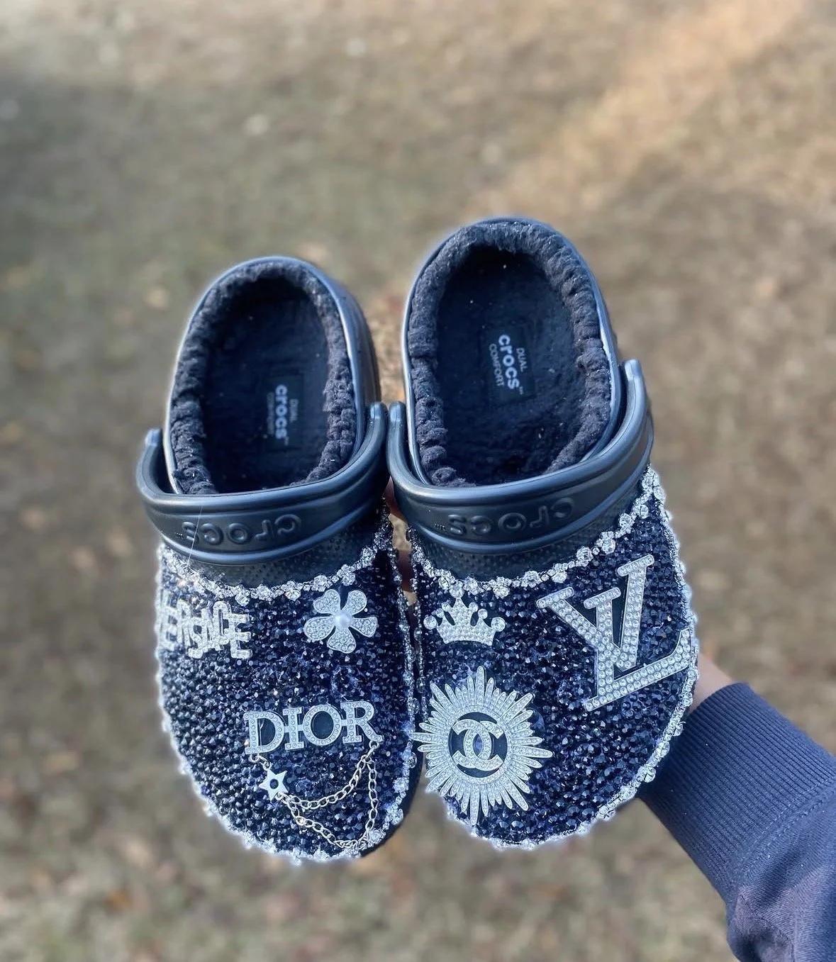 KID CROCS