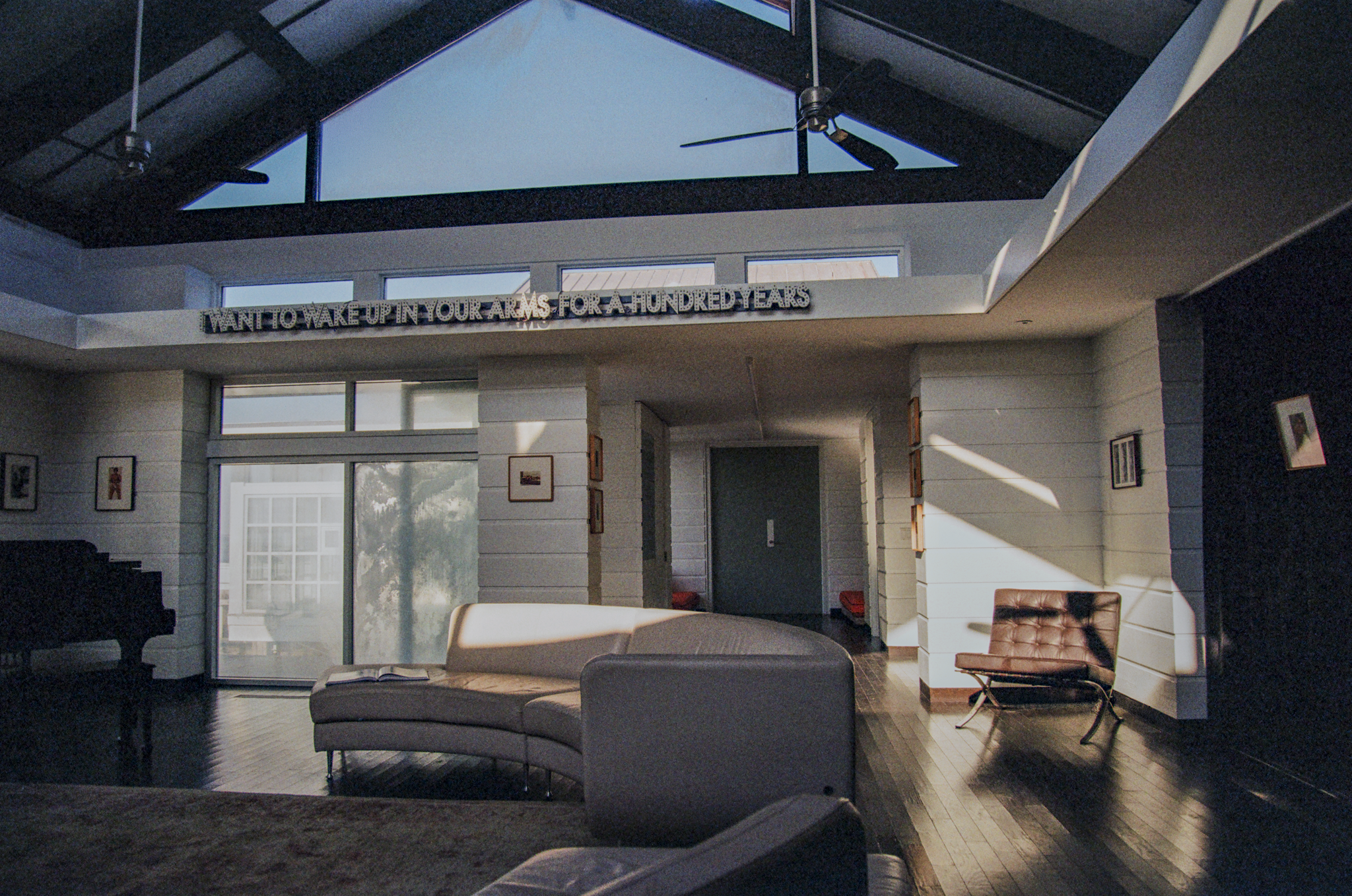 larry_stanton_exhibition_documentation_-22.png