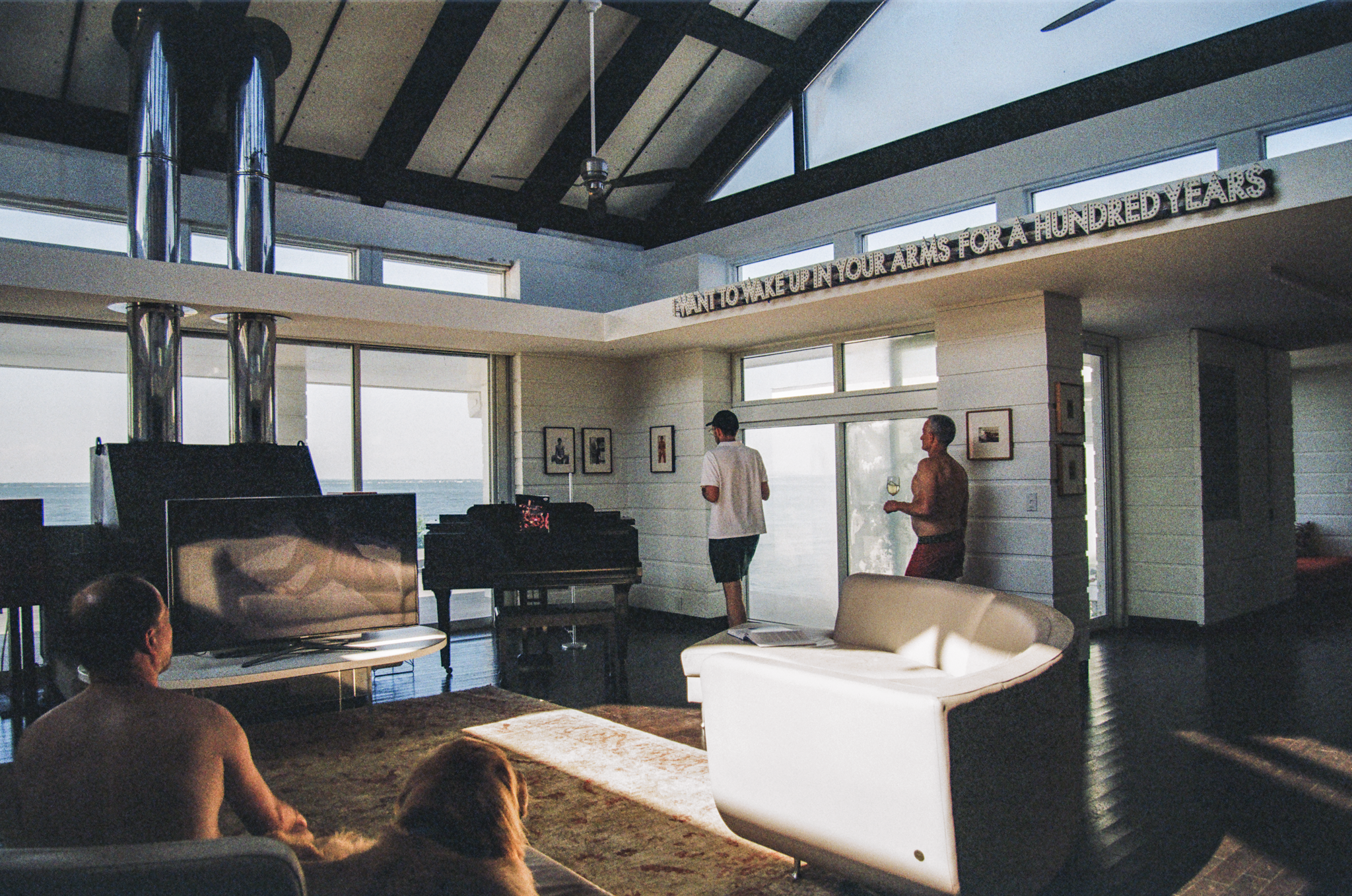 larry_stanton_exhibition_documentation_-08.png