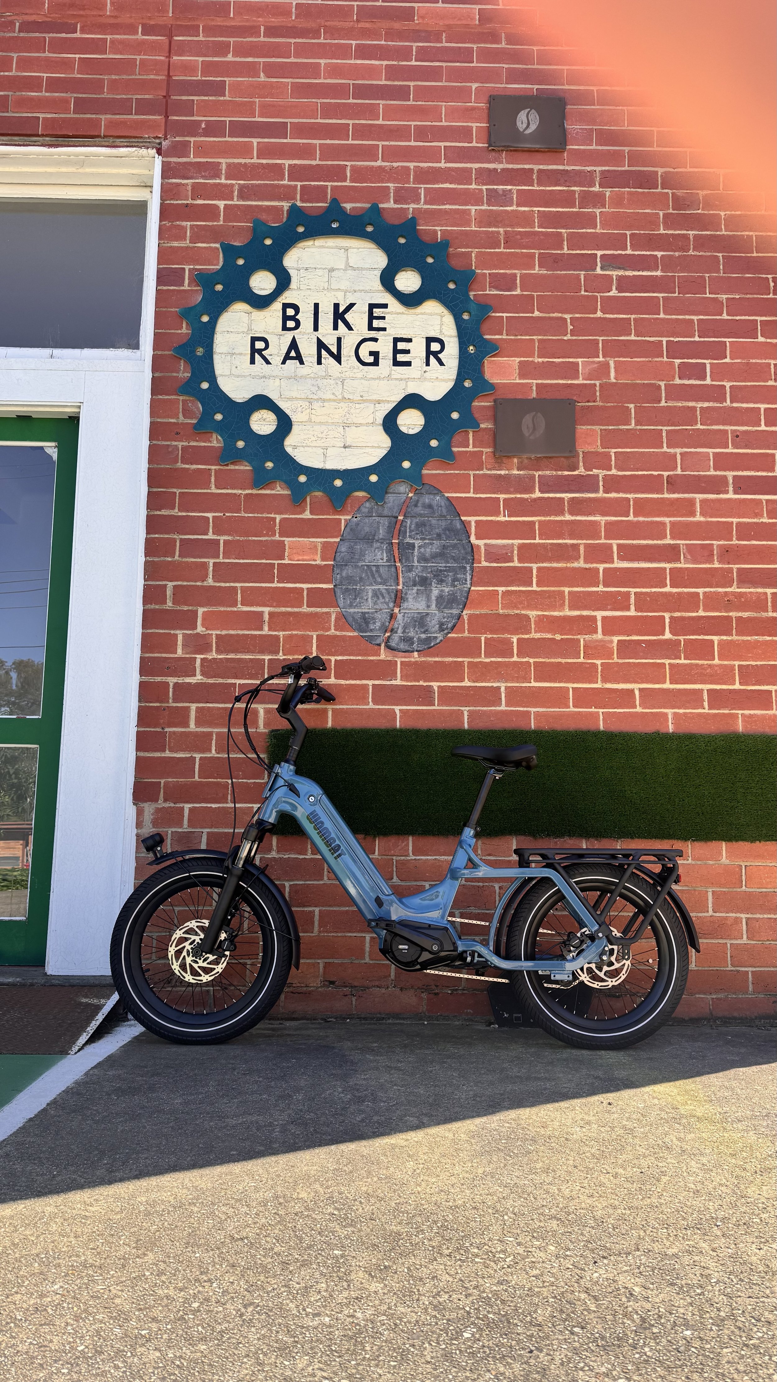 Wombat Compact SUV cargo bike in FlaxBlue