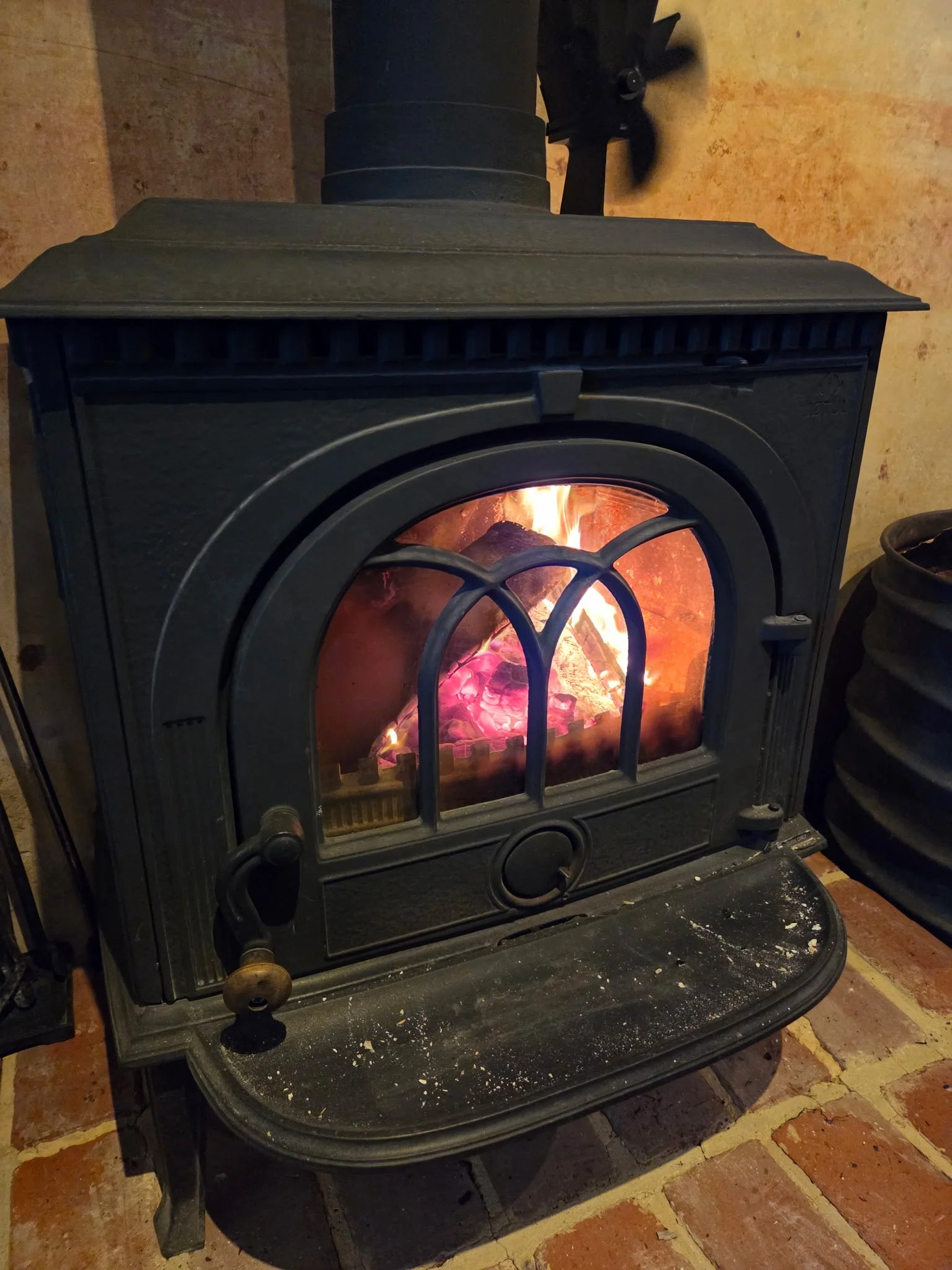 Barossa Fireplace.jpg