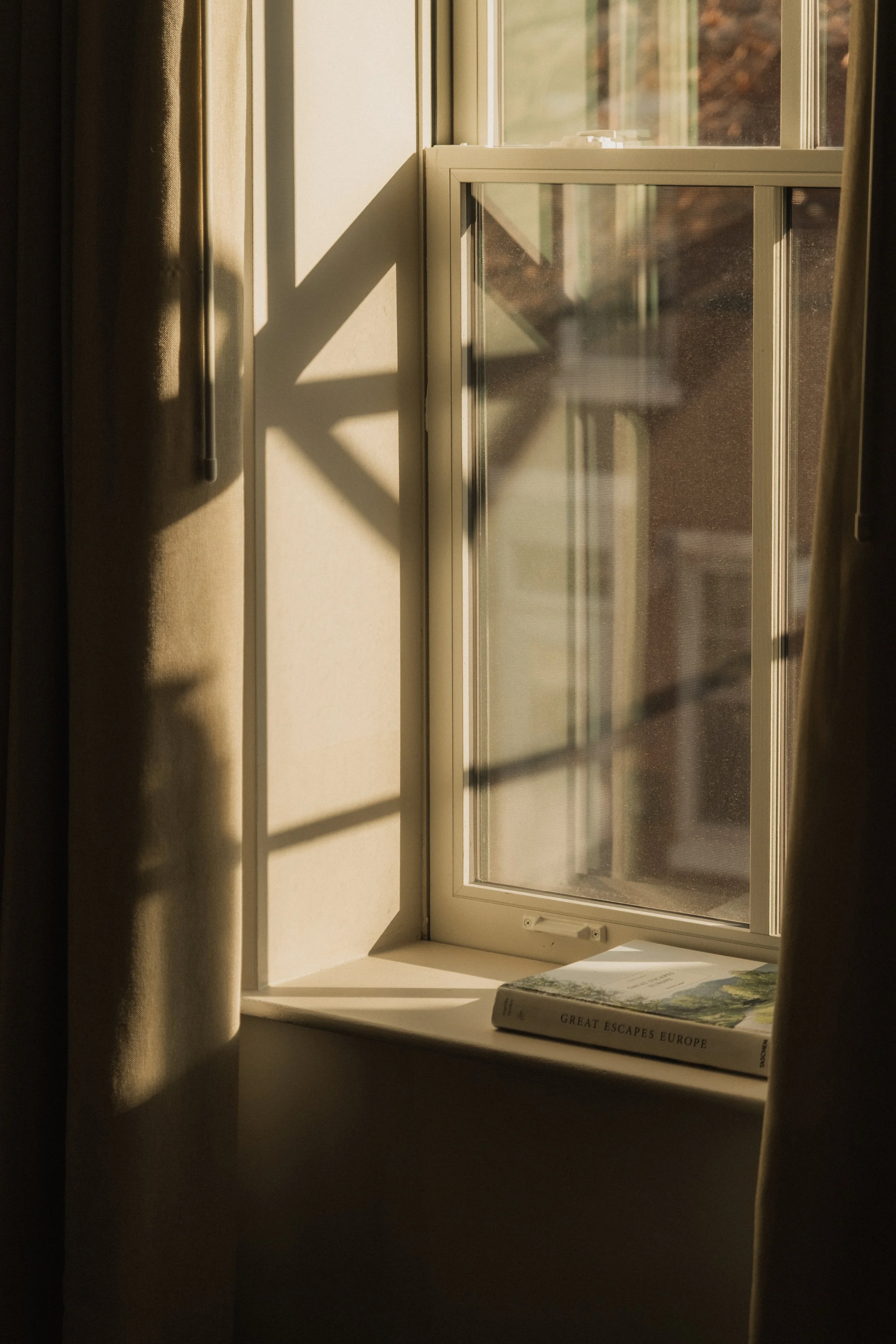 Anna & Bel __ Nick Buckler-002.jpg