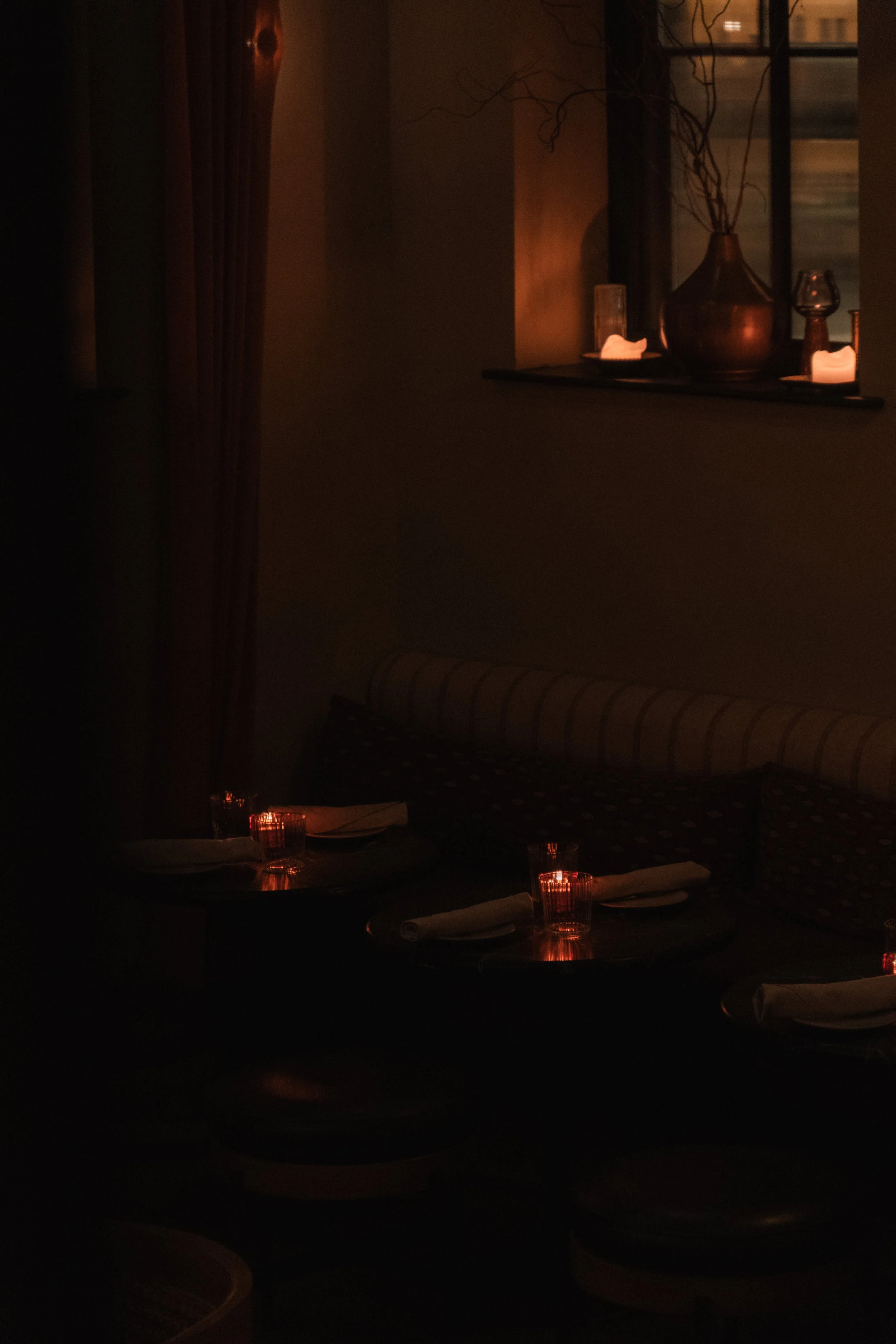 Anna & Bel __ Nick Buckler-073.jpg