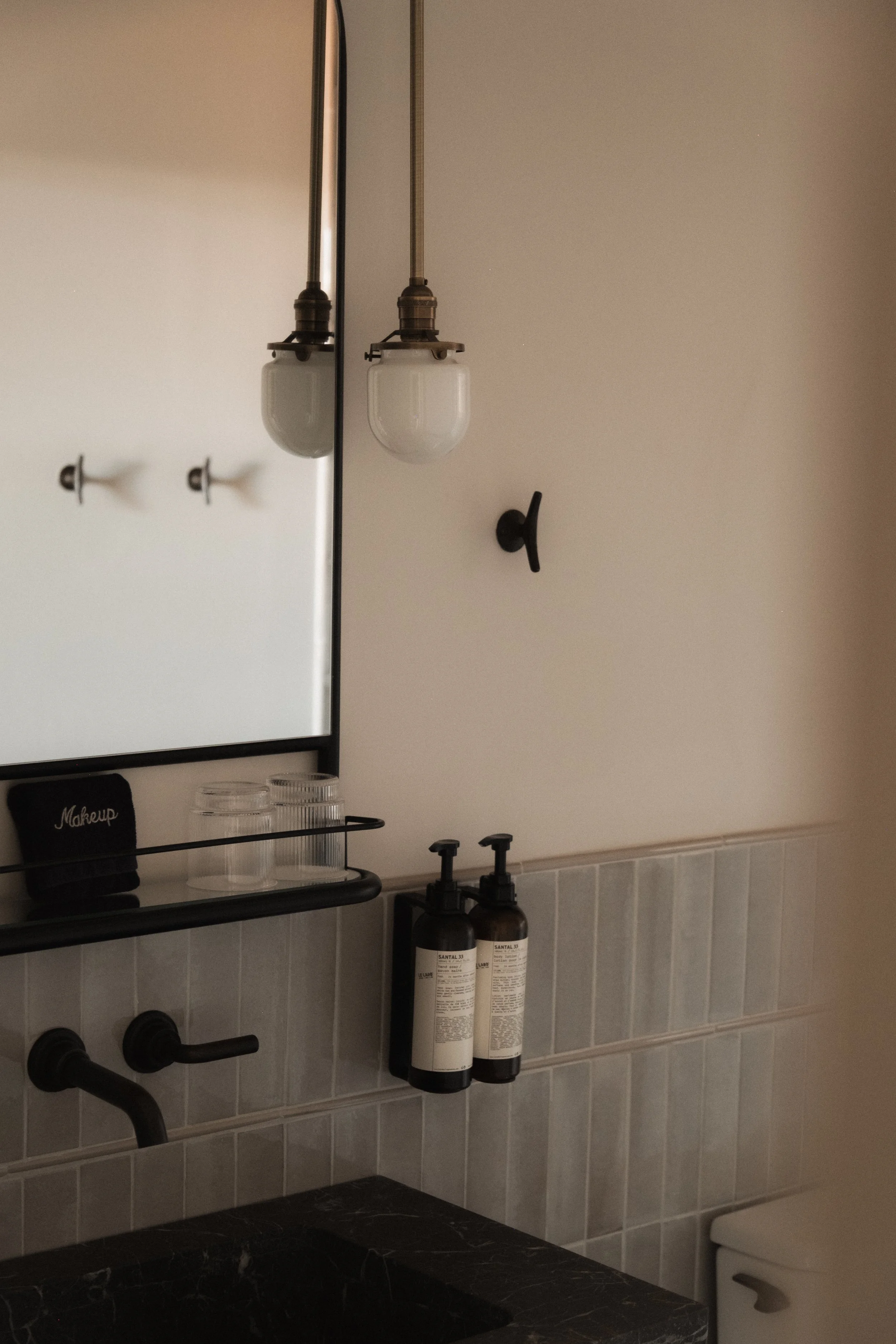 Anna & Bel __ Nick Buckler-029.jpg