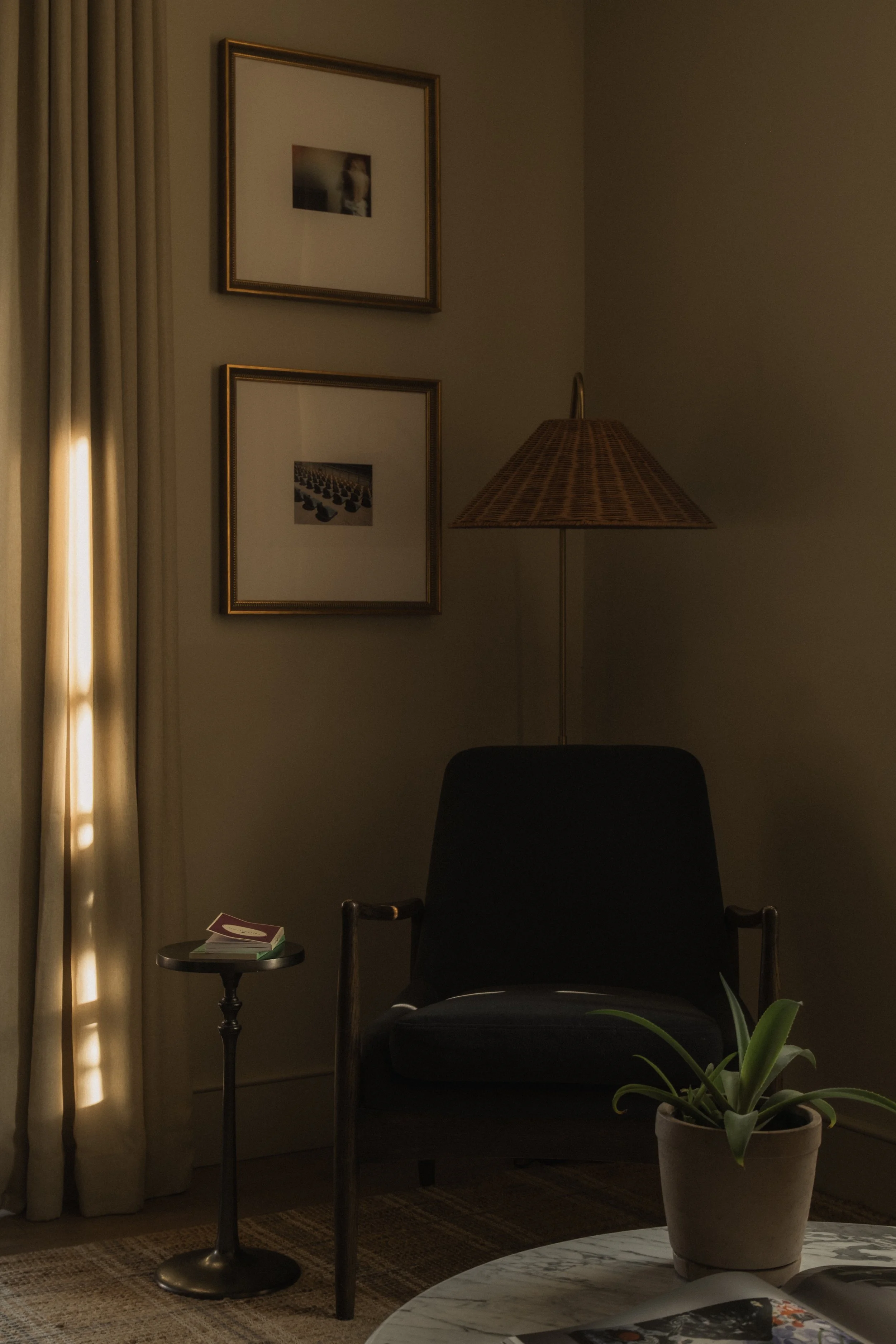 Anna & Bel __ Nick Buckler-003.jpg