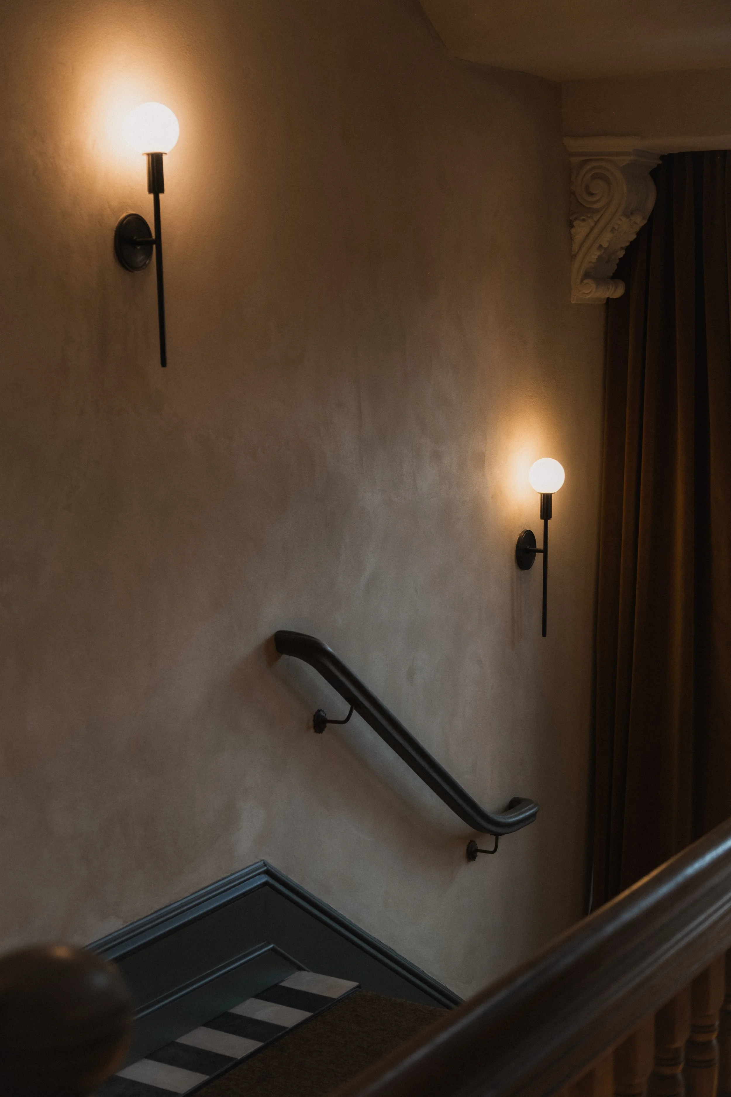 Anna & Bel __ Nick Buckler-039.jpg