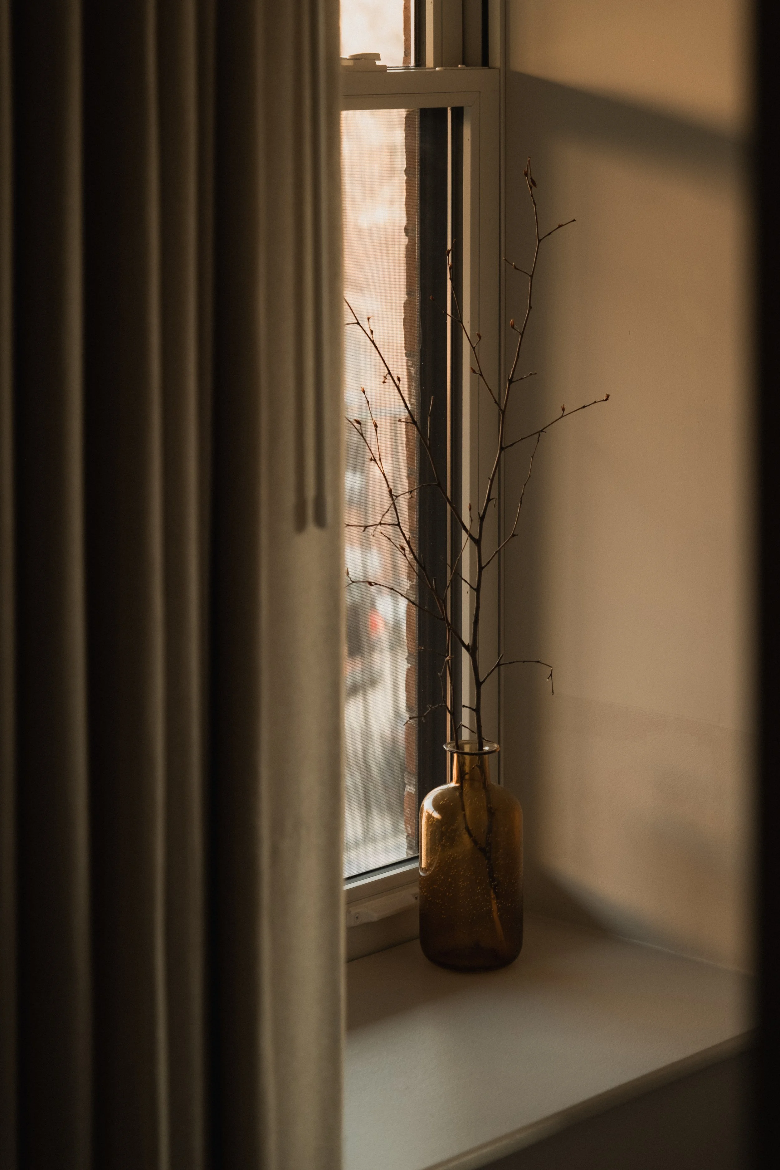 Anna & Bel __ Nick Buckler-015.jpg