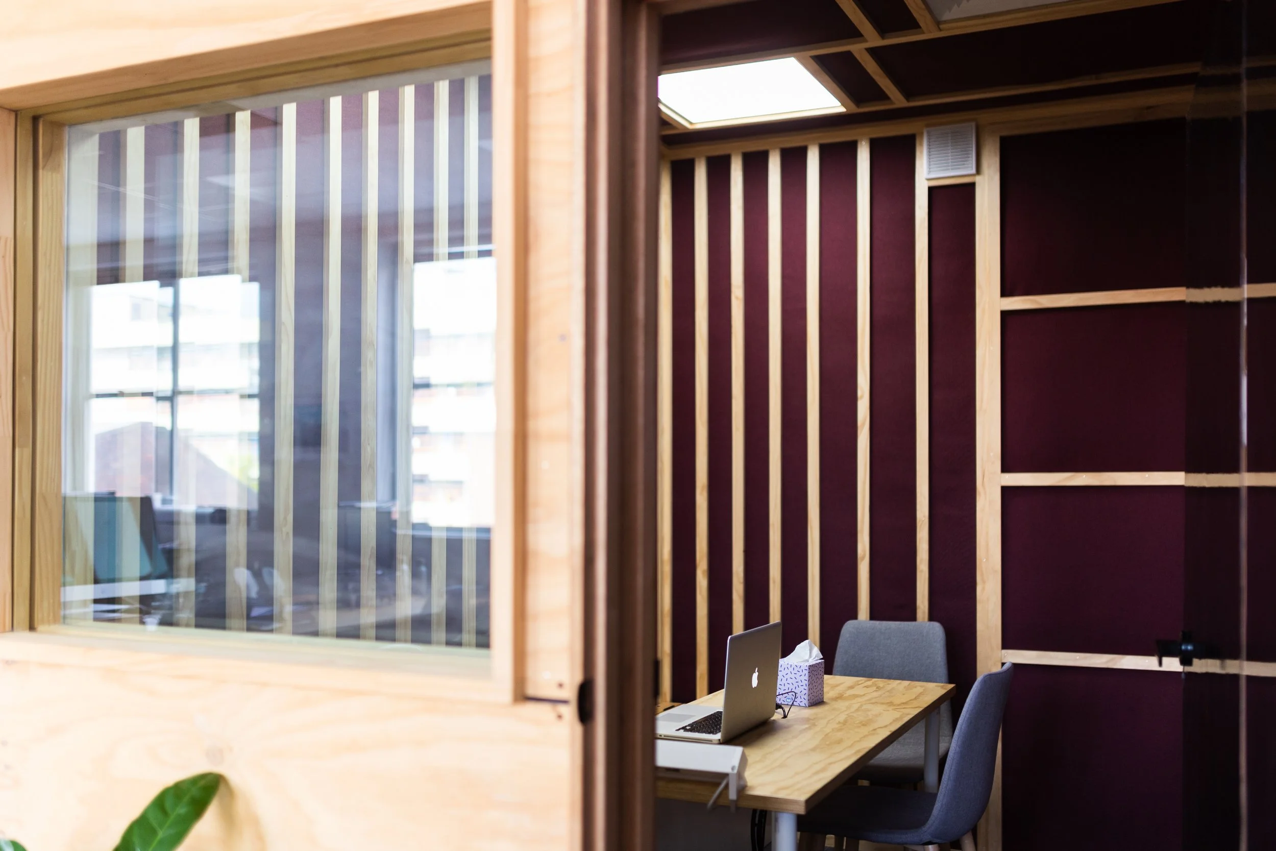 Burgundy room complete_01.jpg