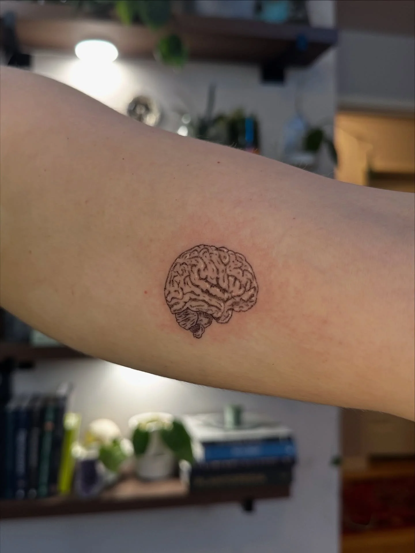 October, I&rsquo;ll always love you
#PNW #seattletattoo #seattleart #fineline