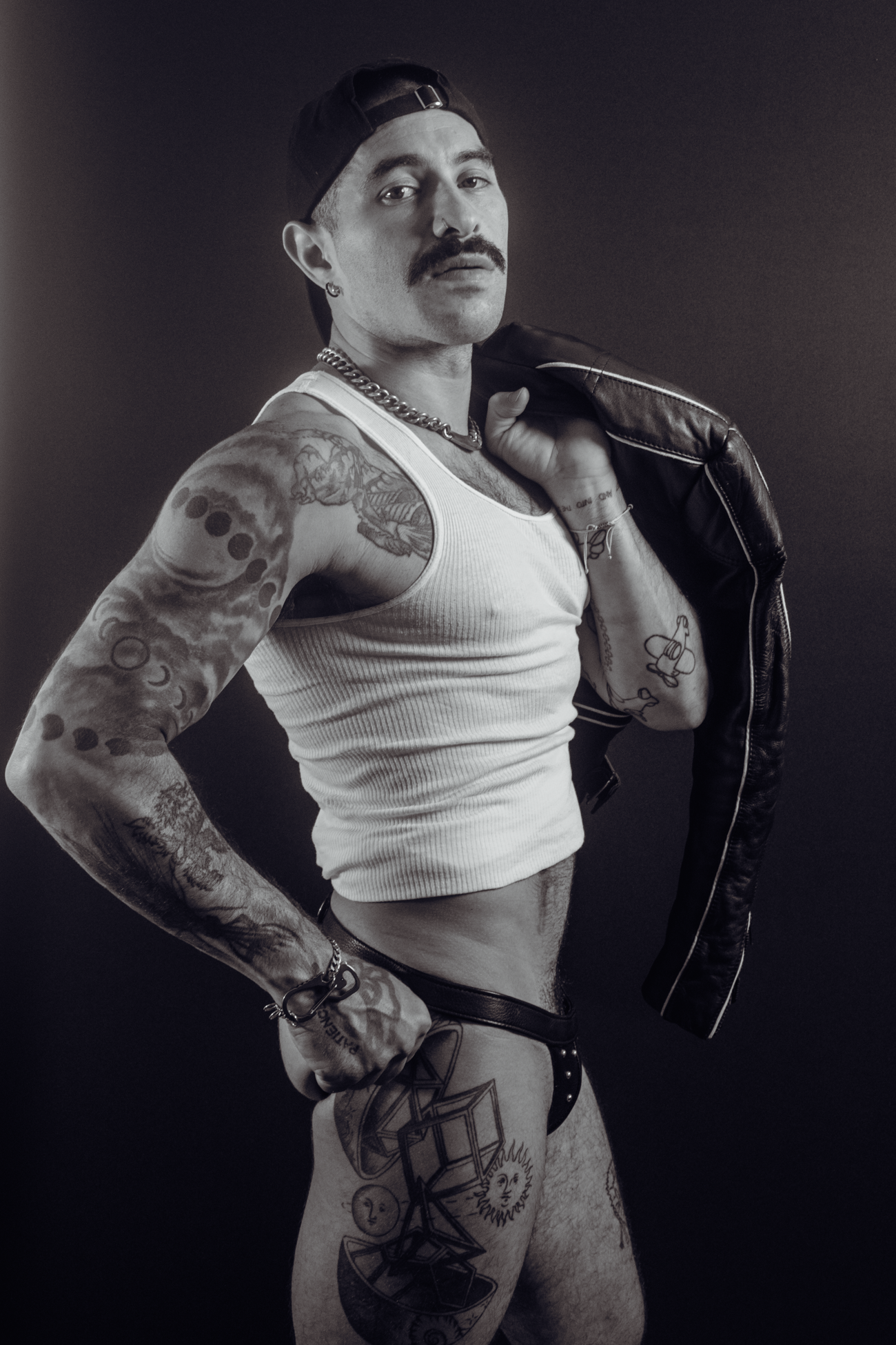 LEO / click for more