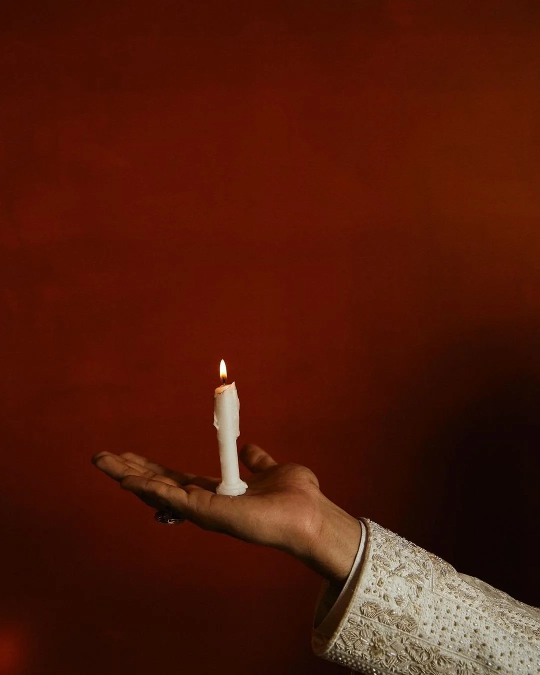 The Refuge | 30 Day Meditation + Practice Container 