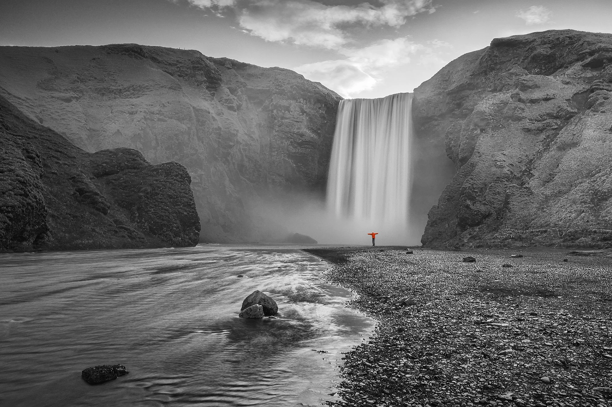 Wasserfall2_Tom_Web.jpg