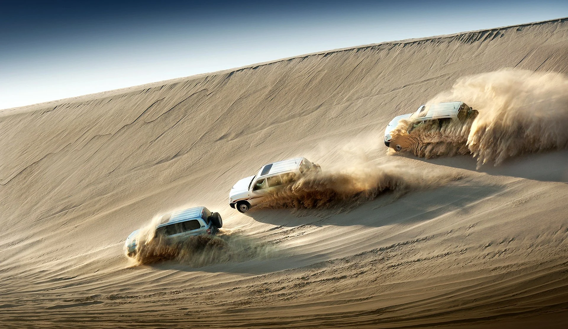 Schräg Andreas Baumgartner_Wüstenrally.jpg