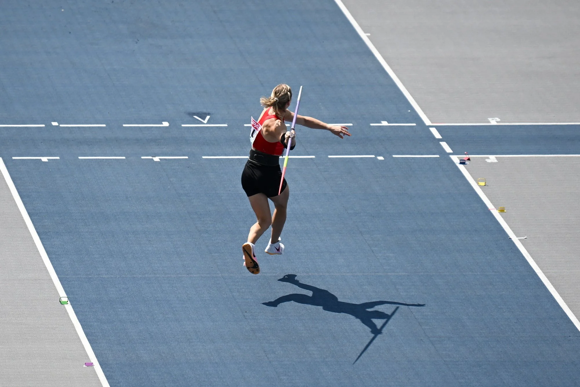  Fotograf/-in:  Alfred Nevsimal  
 Titel:  Speerwurf  
   Alfred Nevsimal   