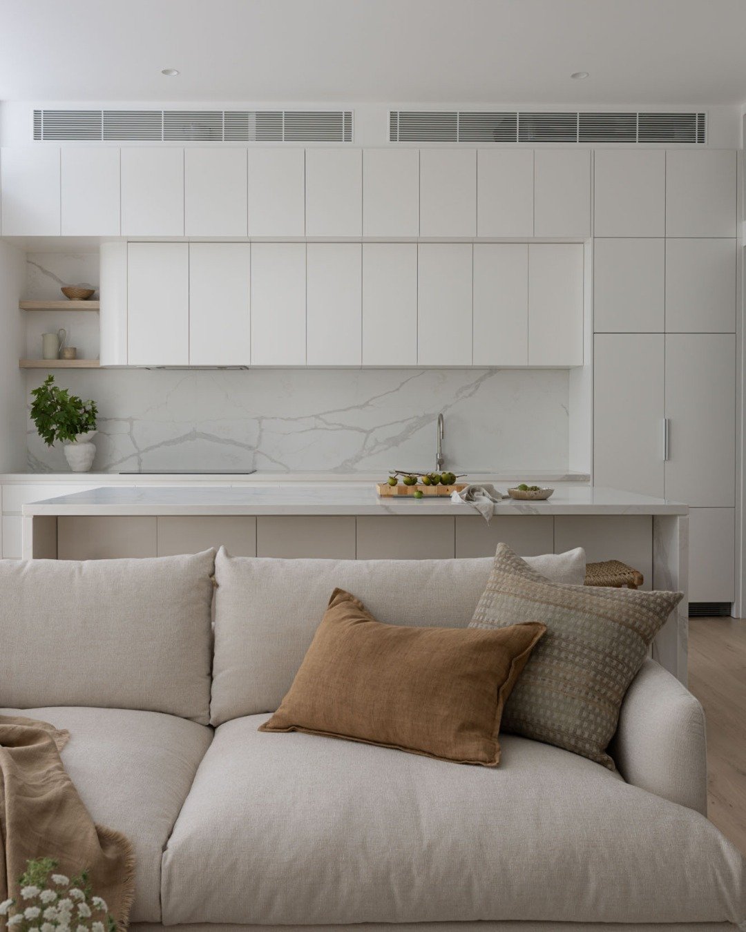 Big or small &mdash; the kitchen is always the heart of the home. ❤⁣
 &bull;⁣
#HeartOfTheHome #KitchenGoals #kitchenlife #kitcheninspo #northernbeaches #actionplans #sydney #renovating #buildingdesign #homedesign #dreamhouse #dreamkitchen #buildingde