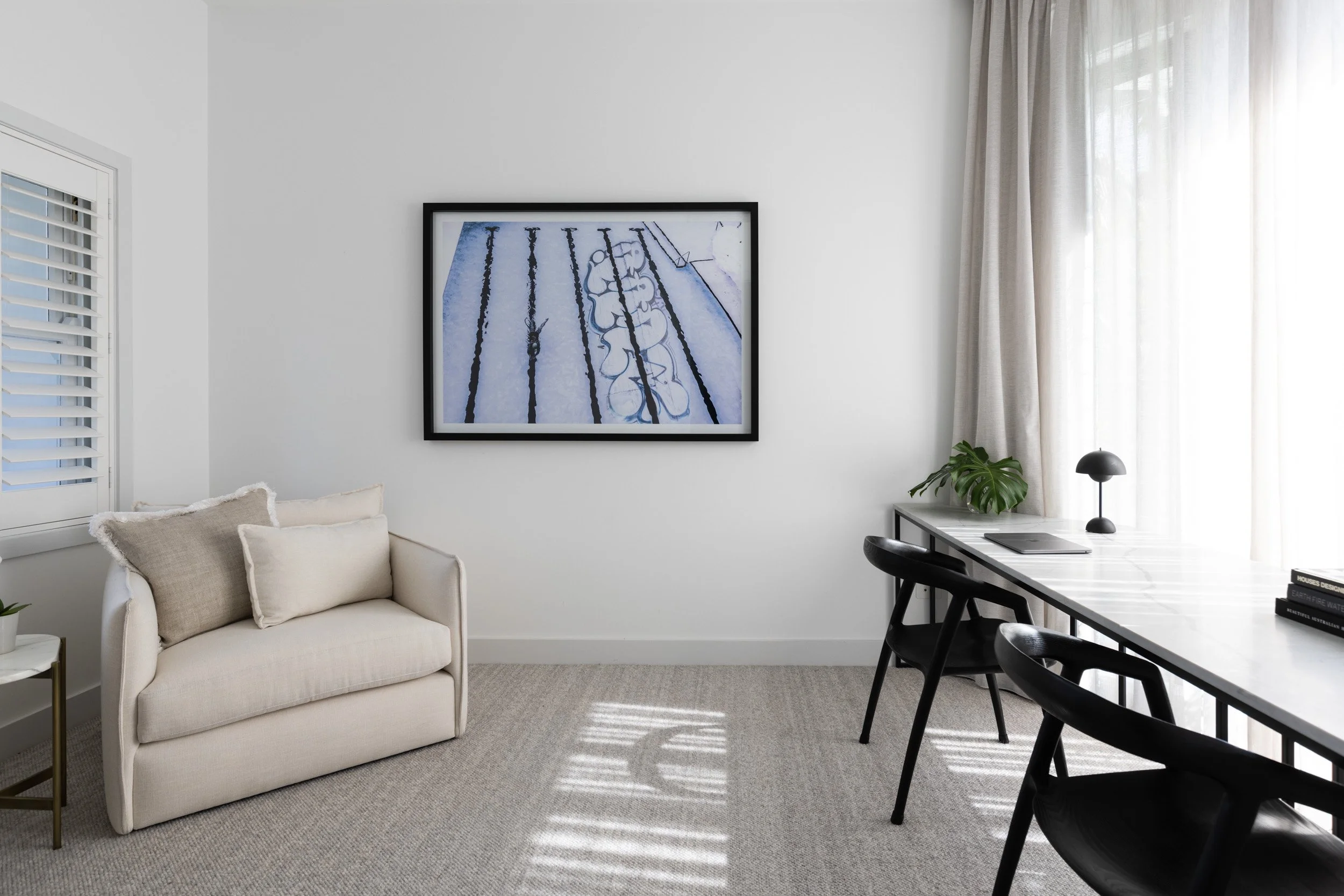 ACTION-plans_iluka-palms-hamptons-luxury-home_Manly-office-erin-masters-art-simon-whitbread_082.jpg